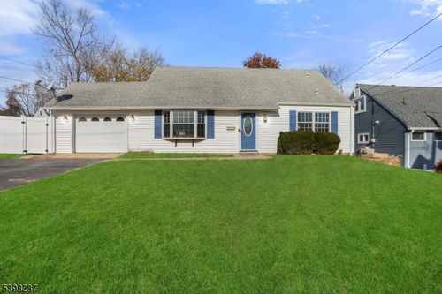 24 Frederick Ave, Colonia, NJ, 07067-1318 | Card Image