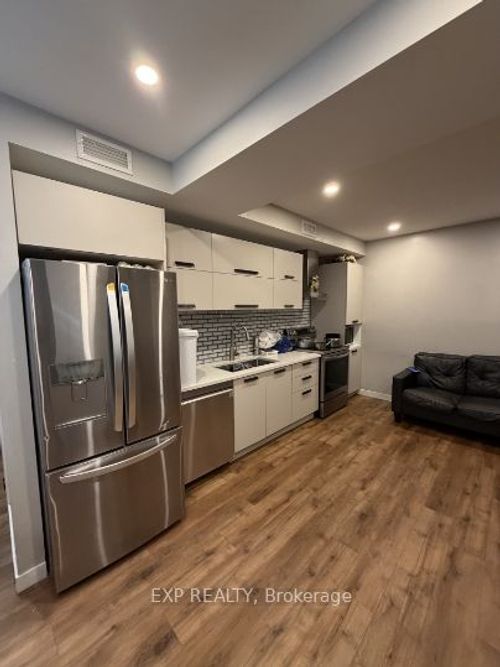 b-1377 Maxime St, Gloucester, ON, K1B3L2 | Card Image