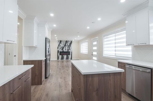 20543 50a Ave, Langley, BC, V3A6X3 | Card Image