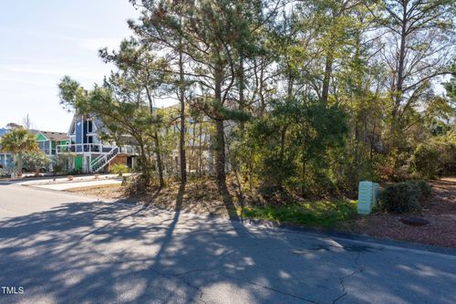 409 Carolina Sands Dr, Carolina Beach, NC, 28428-4608 | Card Image