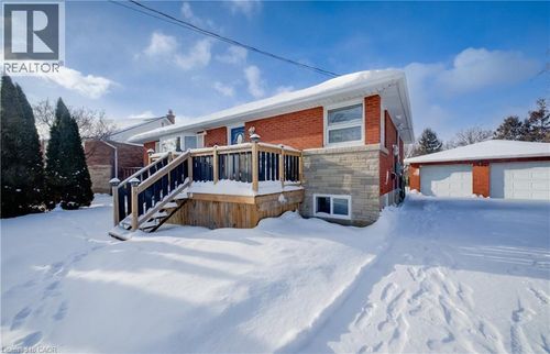 24 Alderney Ave, Hamilton, ON, L9A2A5 | Card Image