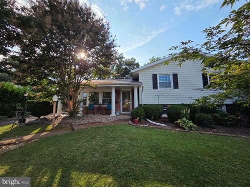 1029 S Ironwood Rd, STERLING, VA, 20164-5112 | Card Image