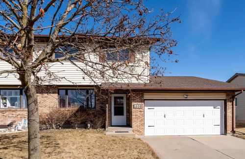 1109 Centennial Parkway, WAUNAKEE, WI, 53597 | Card Image