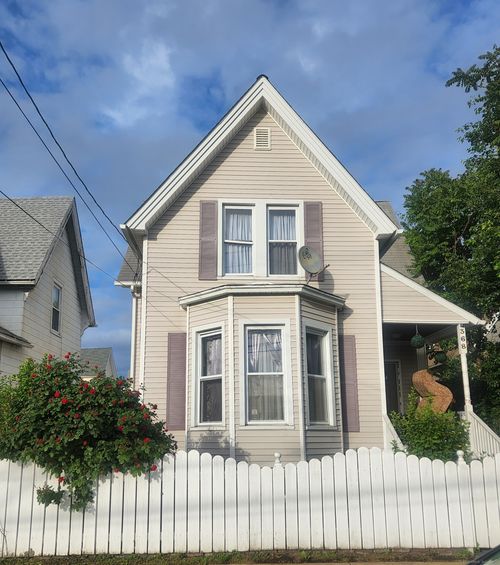 368 Broad St, Bridgeport, CT, 06604-5540 | Card Image
