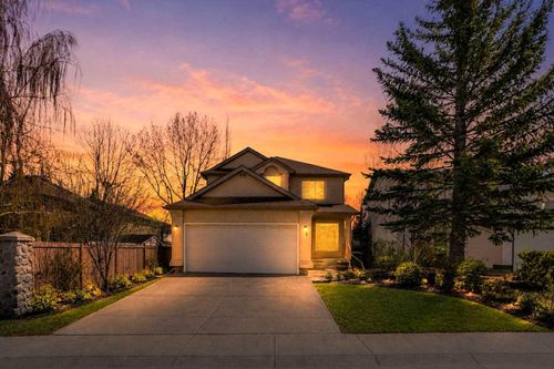 6 Somerset Close Sw, Calgary, AB, T2Y3C5 | Card Image