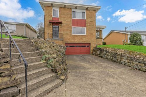 2919 Pioneer Ave, Brookline, PA, 15226-2061 | Card Image