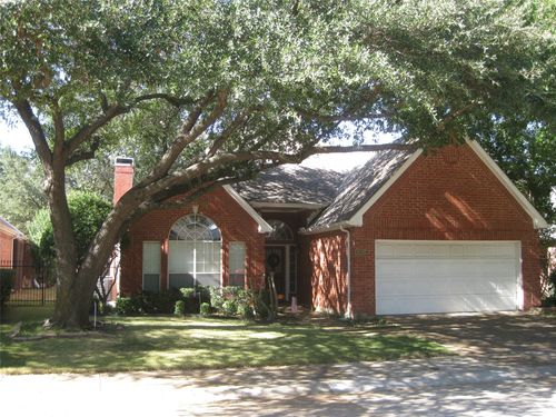 3838 Azure Ln, Addison, TX, 75001-7901 | Card Image