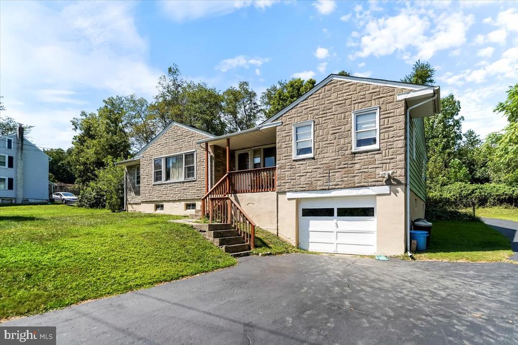Crozerville Rd, Aston, PA 19014