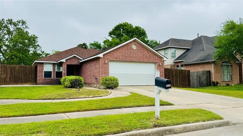 4007 Hunters Ridge Dr, Baytown, TX, 77521-2770 | Card Image