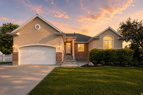 341 W 600 N, Lindon, UT, 84042-1330 | Card Image