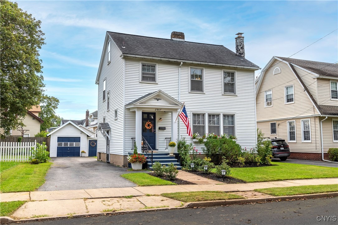 Ogden Pl, Utica, NY 13501