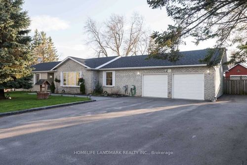 32 Elmvale Boulevard, Whitchurch Stouffville, ON, L4A2Y3 | Card Image