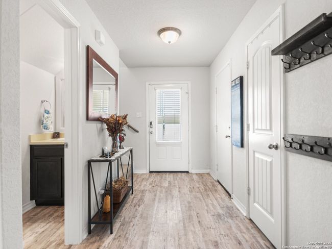 432 Salt Frk, House other with 3 bedrooms, 3 bathrooms and null parking in Cibolo TX | Image 4