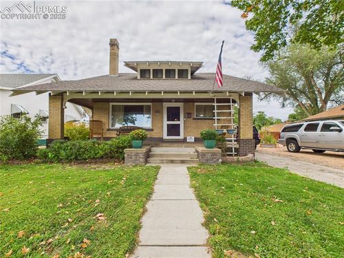 1423 Lake Ave, Pueblo, CO, 81004-3052 | Card Image