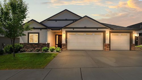 2527 Morris Ave, Richland, WA, 99352-5133 | Card Image