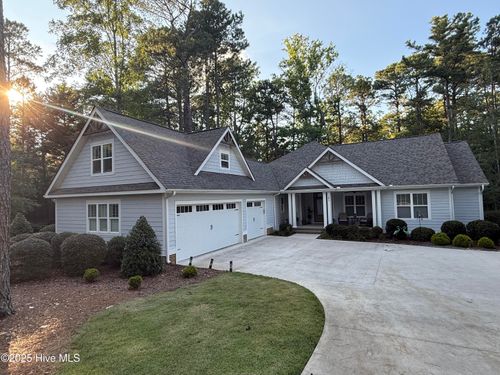 101 Stoneykirk Dr, Pinehurst, NC, 28374-9782 | Card Image