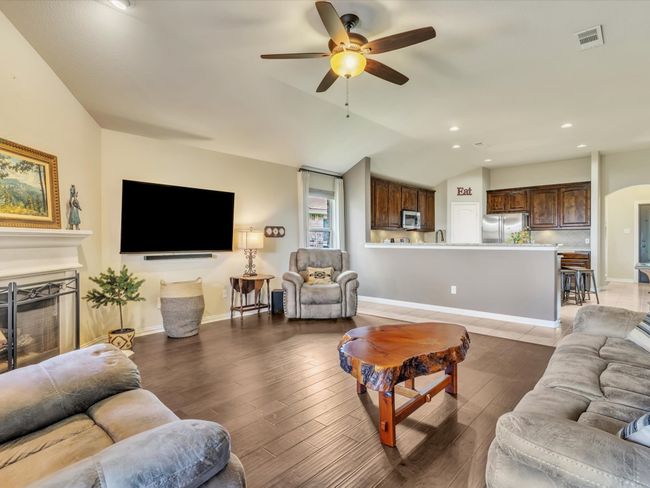 8645 Running River Ln, House other with 3 bedrooms, 2 bathrooms and null parking in Fort Worth TX | Image 23