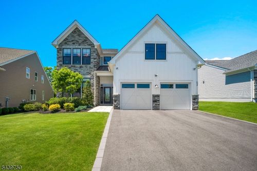 53 Sofia Dr, Manalapan, NJ, 07726-1101 | Card Image