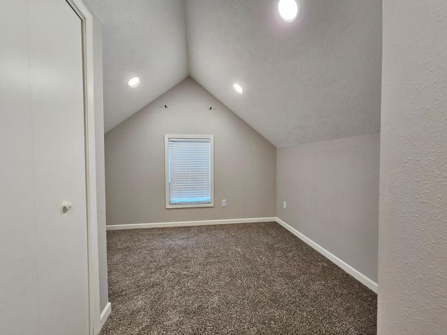 411 W Main St, House other with 4 bedrooms, 2 bathrooms and null parking in Pipestone MN | Image 23