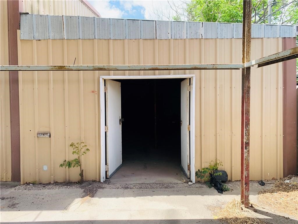 Commercial Sale in Robstown 5
