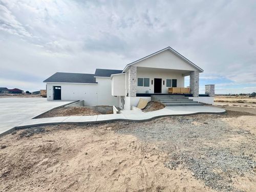 1951 E Bonanza Ct, Mountain Home, ID, 83647-6482 | Card Image