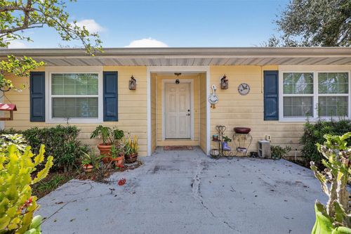 10262 Memorial Hwy, TAMPA, FL, 33615-2656 | Card Image