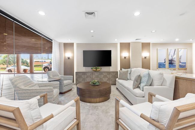 N - 2 N Breakers Row, Condo with 3 bedrooms, 5 bathrooms and null parking in Palm Beach FL | Image 45