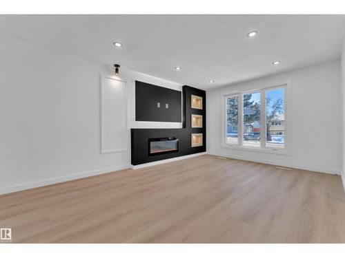 1755 37 St Nw, Edmonton, AB, T6L2P6 | Card Image