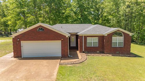 130 Glen Dr, Selmer, TN, 38375-2355 | Card Image