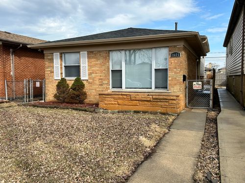 11825 S Bishop St, Chicago, IL, 60643-5013 | Card Image