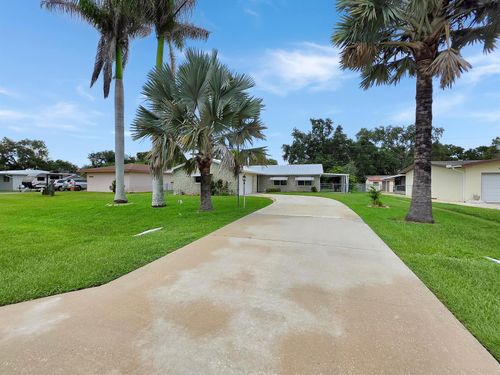 7410 Santa Rosa Pkwy, Fort Pierce, FL, 34951-1725 | Card Image