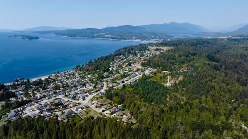 4860 Skylark Rd, Sechelt, BC, V7Z0G4 | Card Image