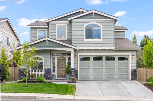 19532 Sager Loop, Bend, OR, 97702-9810 | Card Image