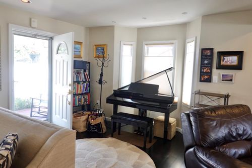 68 Cheltenham St, Lido Beach, NY, 11561-5011 | Card Image