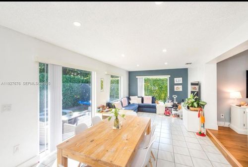 819 Capri St, Coral Gables, FL, 33134-2503 | Card Image