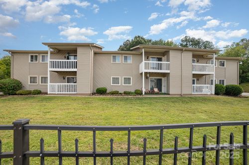 apt-d8-140 Lake Concord Rd Ne, Concord, NC, 28025-2990 | Card Image