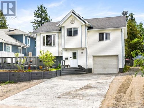 11 Garnet Cres, Whitehorse, YT, Y1A6A7 | Card Image