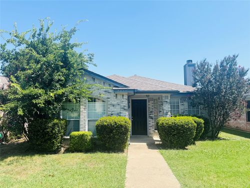 2011 Picadilly Blvd, Mesquite, TX, 75149-8631 | Card Image