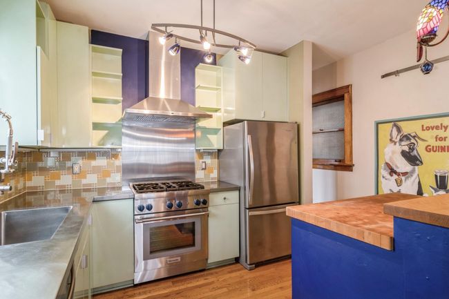 APT-1 - 2545 Bryant Ave S, Condo with 2 bedrooms, 1 bathrooms and null parking in MINNEAPOLIS MN | Image 5