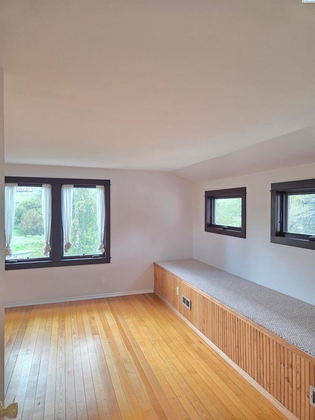 6302 Sand Rd, Home with 4 bedrooms, 3 bathrooms and null parking in Pullman WA | Image 44