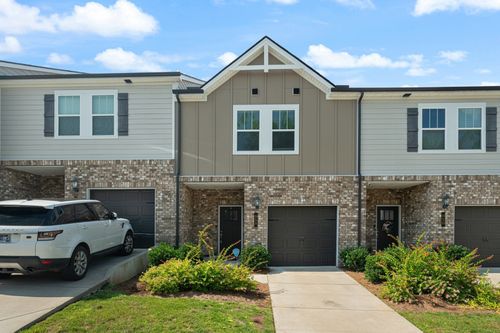 858 Longleaf Ln, Columbia, TN, 38401-1085 | Card Image