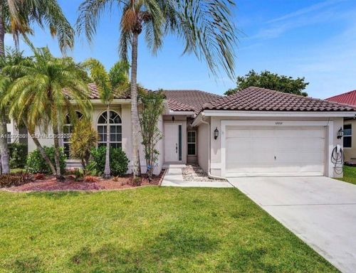 18335 Nw 12th St, Pembroke Pines, FL, 33029-3675 | Card Image