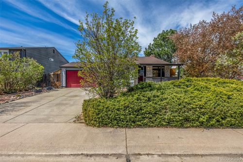 215 Mckinley Dr, Bennett, CO, 80102-8612 | Card Image