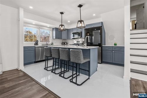 2273 Balmoral Ave, Union, NJ, 07083-5203 | Card Image