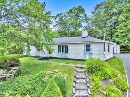 604 Circle Dr, Roaring Brook Twp, PA, 18444-7640 | Card Image