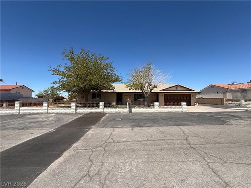 1560 Rocking Horse Drive, Henderson, NV, 89002 | Card Image