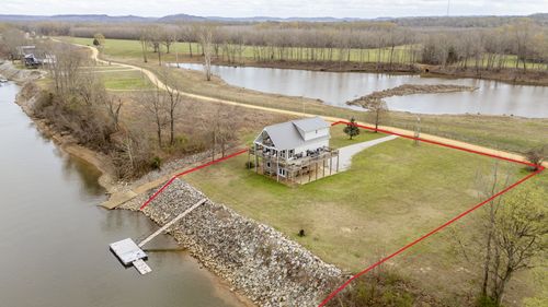 1458 Scenic Ln, Bath Springs, TN, 38311-4518 | Card Image