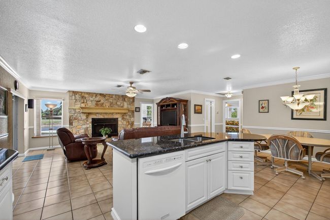 4378 Juniper Ter, House other with 3 bedrooms, 3 bathrooms and null parking in Boynton Beach FL | Image 16