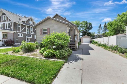 707 E Randall Street, APPLETON, WI, 54911 | Card Image