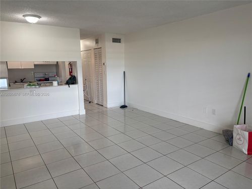 a-109-251 Nw 177th St, Miami Gardens, FL, 33169-4977 | Card Image